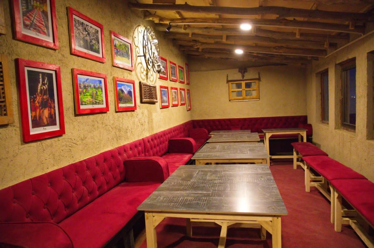 Baltistan Fort Skardu Resort Exteriör bild